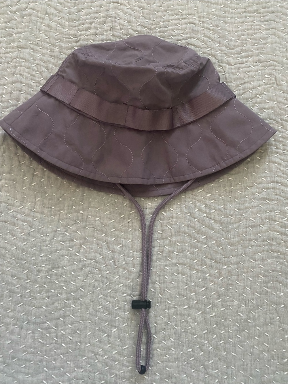 Champion UO Exclusive Taslan Quilted Bucket Hat Purple Adjustable Chin Strap - Picture 3 of 8